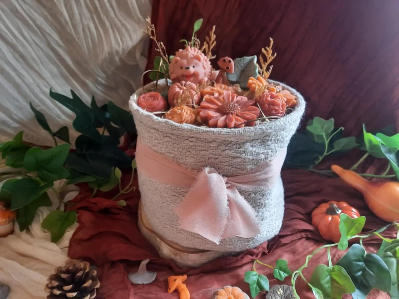 🦔 Composition Florale de Fondants « Le Petit Hérisson »